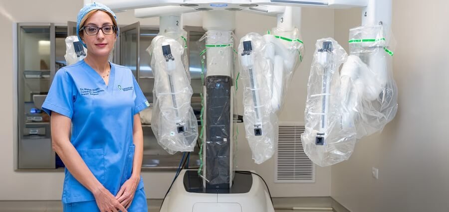 Marian Khatib Performs First Robotic Mastectomy in Mideast